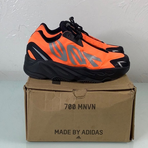 Adidas Yeezy Boost 700 MNVN orange Sneakers size 2 kids - Picture 3 of 13